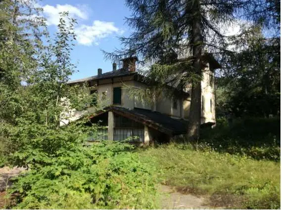 Villa 105-107, Pornassio