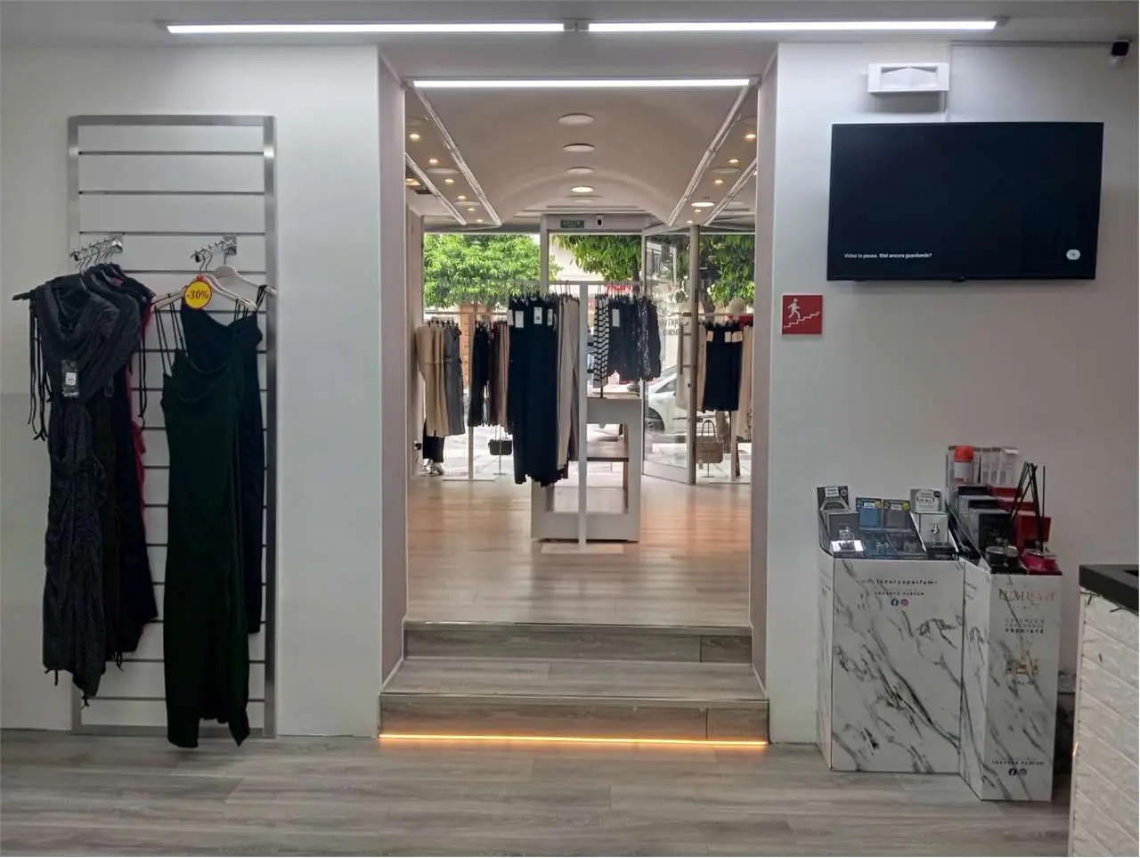Immagine per Abbigliamento in vendita a Bagheria