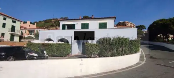 Stabile - Palazzo strada Casai Snc, Riva Ligure