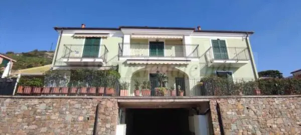 Stabile - Palazzo strada Casai Snc, Riva Ligure