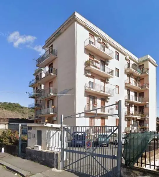Appartamento via Taranto 12-14, Catania