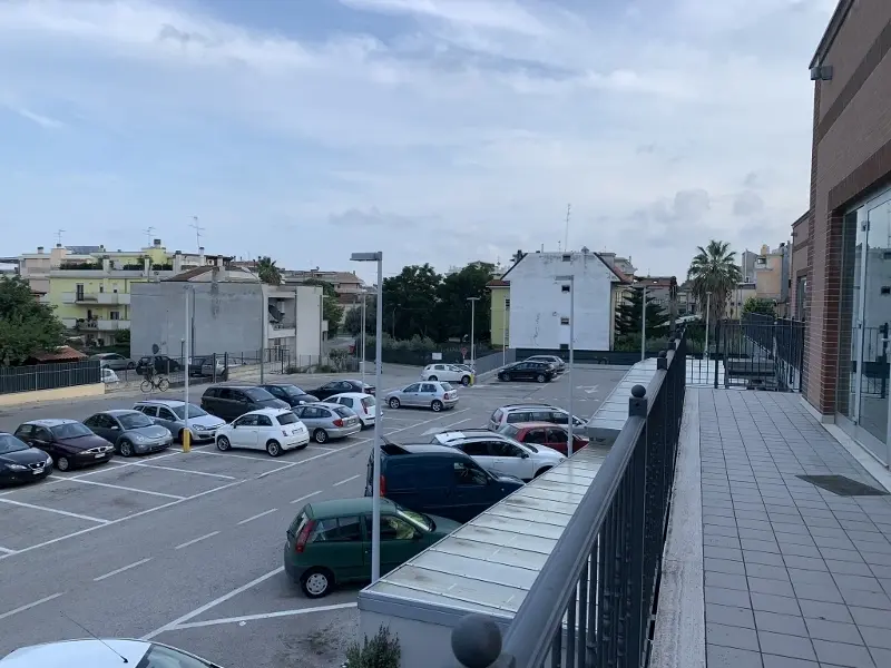 Immagine per Area verde in vendita a San Benedetto del Tronto via Statale 16