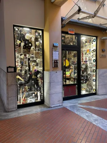 Capannone 3e, Bologna