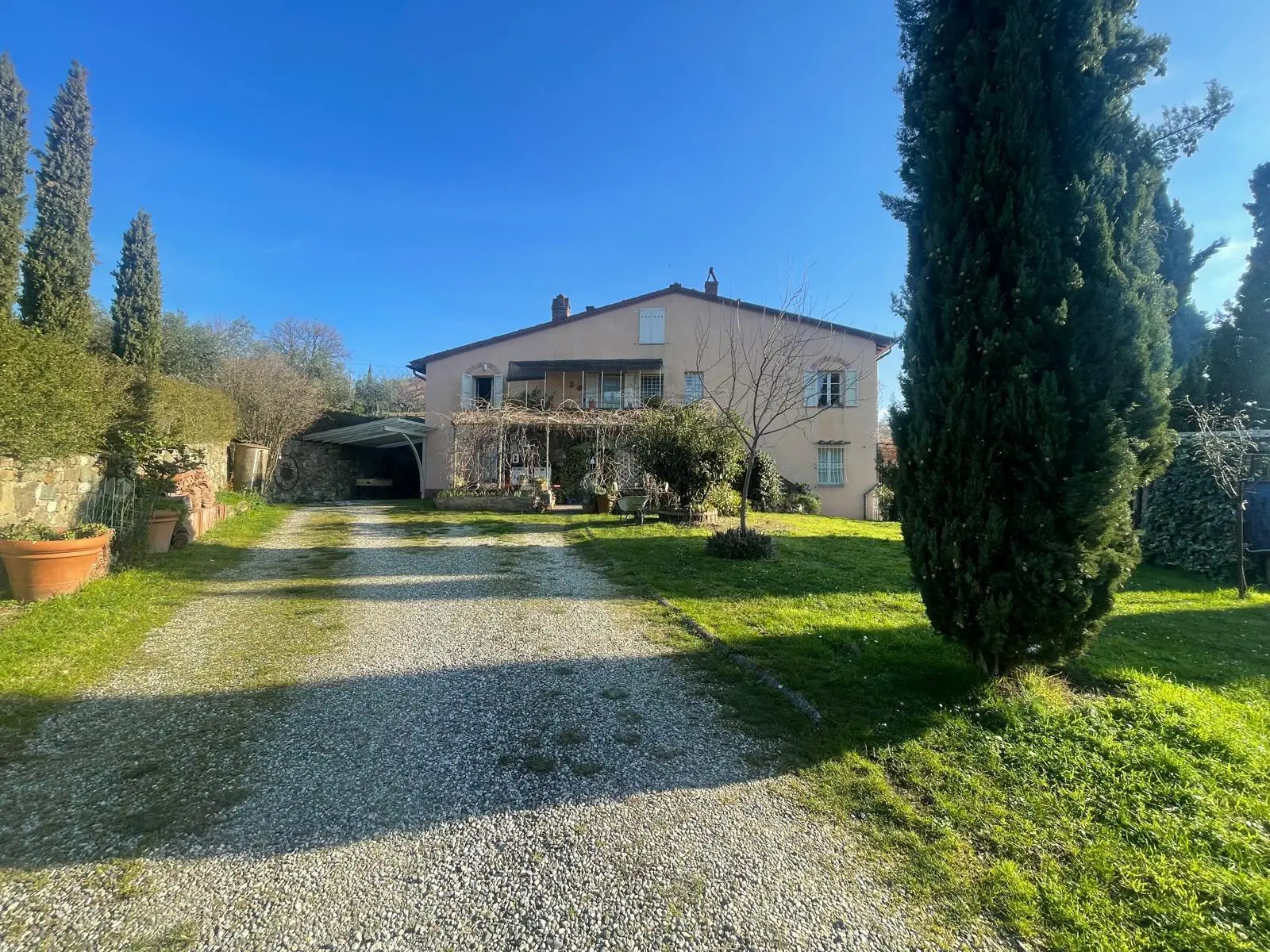 Immagine per Casale in vendita a Lucca via Dei Bertolotti