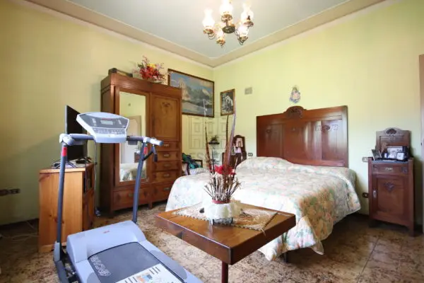 Villa strada Comunale Generale Carlo Alberto Dalla Chies 83, Capannori