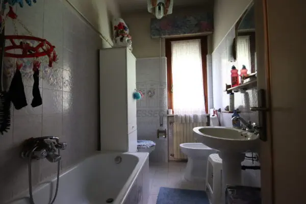 Villa strada Comunale Generale Carlo Alberto Dalla Chies 83, Capannori