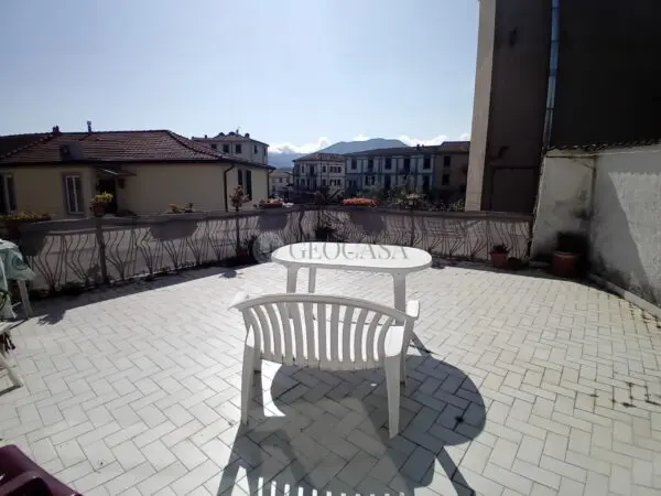 Appartamento via Pozzuolo Favaro 17, La Spezia