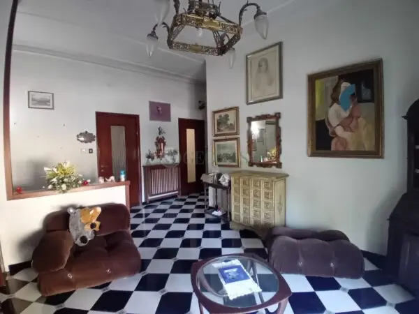 Appartamento via Pozzuolo Favaro 17, La Spezia