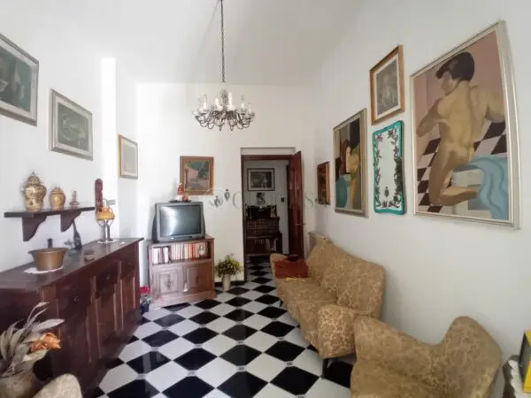 Appartamento via Pozzuolo Favaro 17, La Spezia