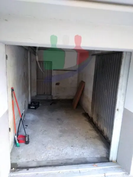 Box / Posto Auto via Pastrengo 126, Moncalieri