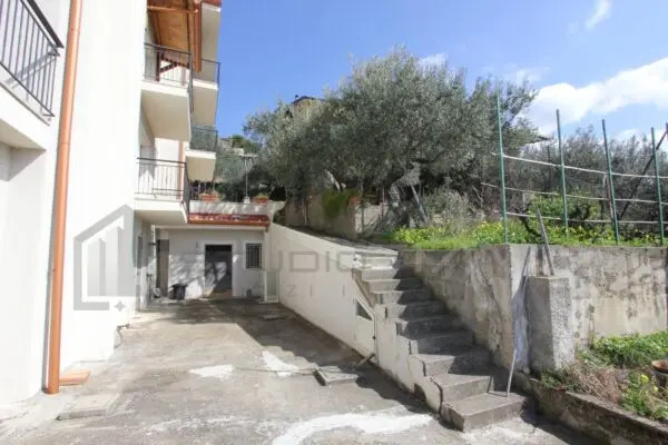 Casa Indipendente via Vence 39, Zumpano