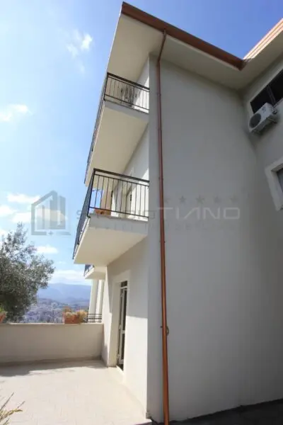 Casa Indipendente via Vence 39, Zumpano
