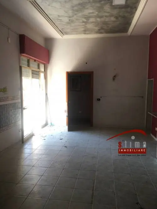 Immagine per Locale Commerciale in vendita a Siracusa viale teocrito 28
