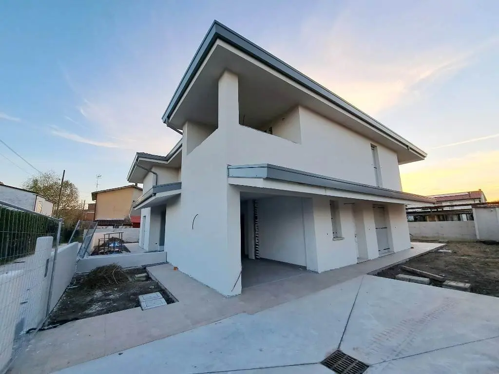 Immagine per Villa a schiera in vendita a Rovigo via Federico Bazzan 31