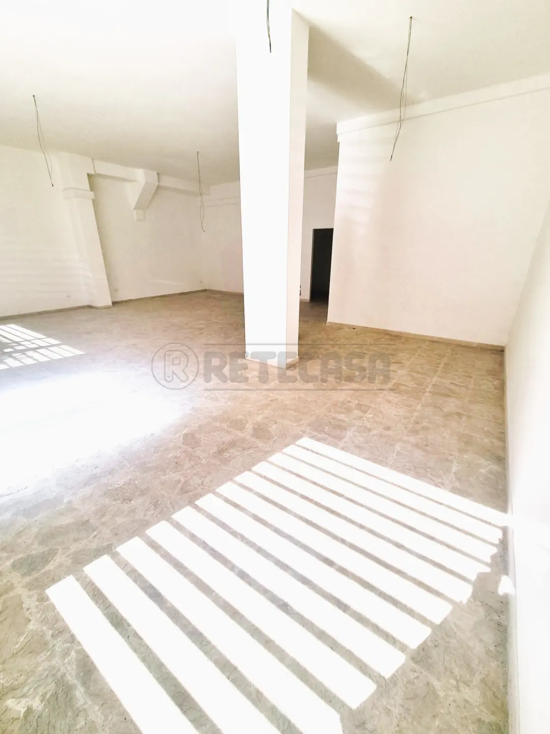 Immagine per Locale commerciale in vendita a Pescara via Conte Di Ruvo