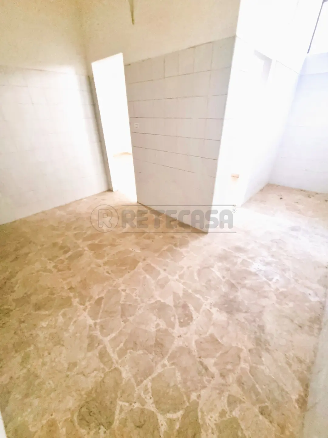 Immagine per Locale commerciale in vendita a Pescara via Conte Di Ruvo