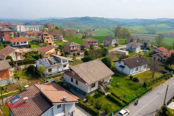 Villa via Rossini 5, San Damiano D'Asti