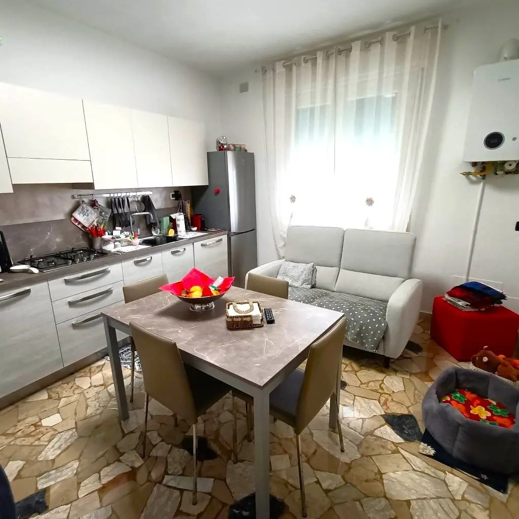 Immagine per Porzione di casa in vendita a Ceregnano via Giosuè Carducci