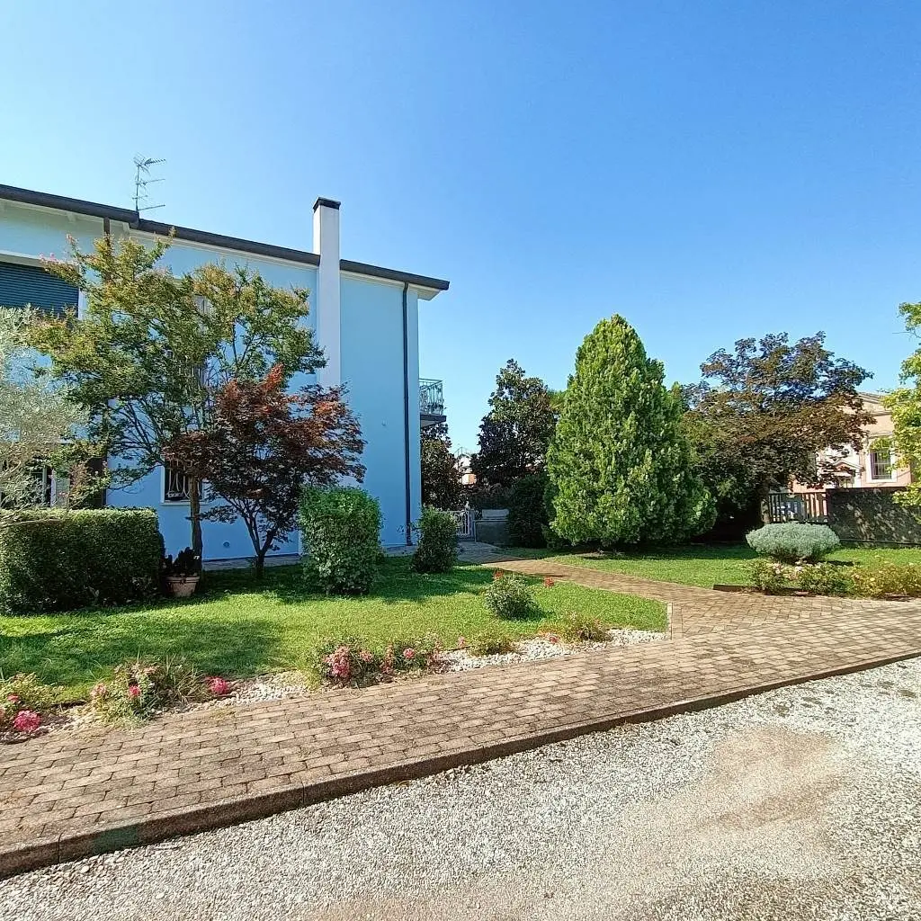 Immagine per Porzione di casa in vendita a San Martino di Venezze via Tronà Di Sopra 542