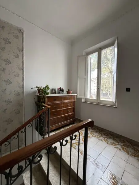 Villa Trifamiliare via Snc, Jesi