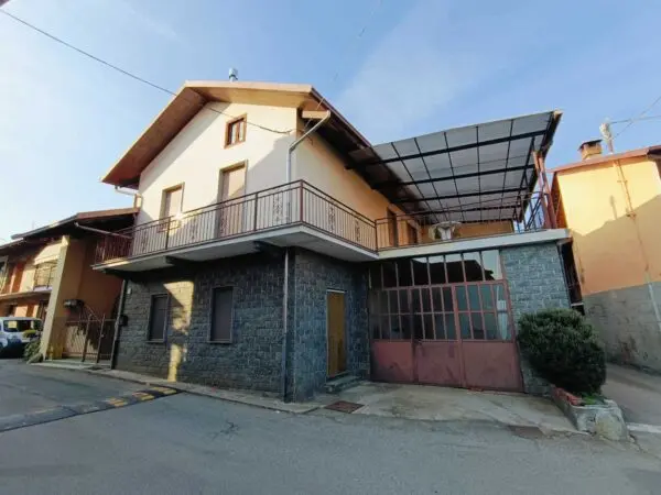 Terratetto 1, Front