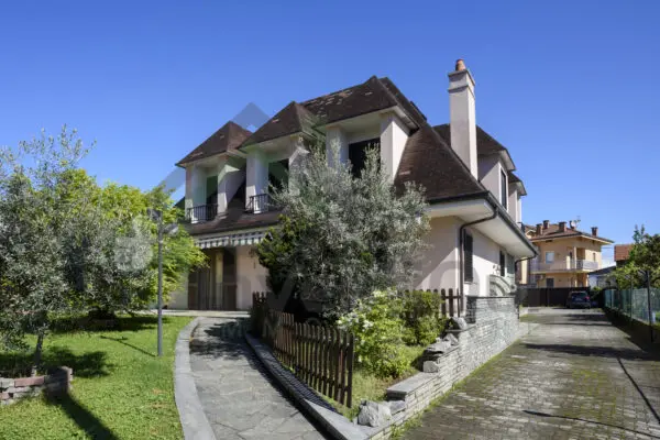 Villa Bifamiliare strada Barotto 2, Nole