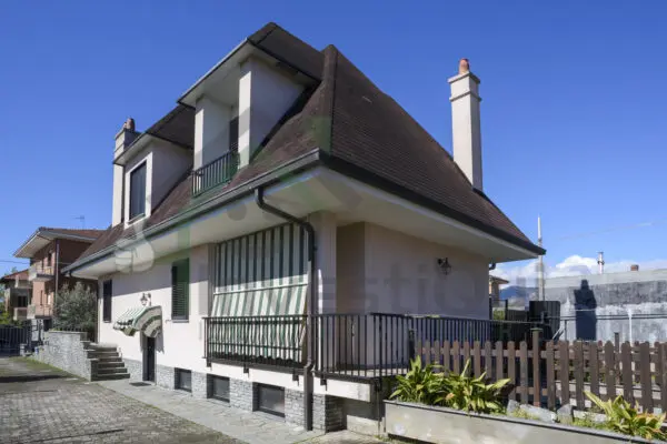 Villa Bifamiliare strada Barotto 2, Nole