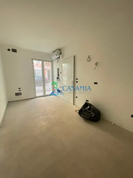 Bilocale via Fratelli Cairoli 80, Grottammare
