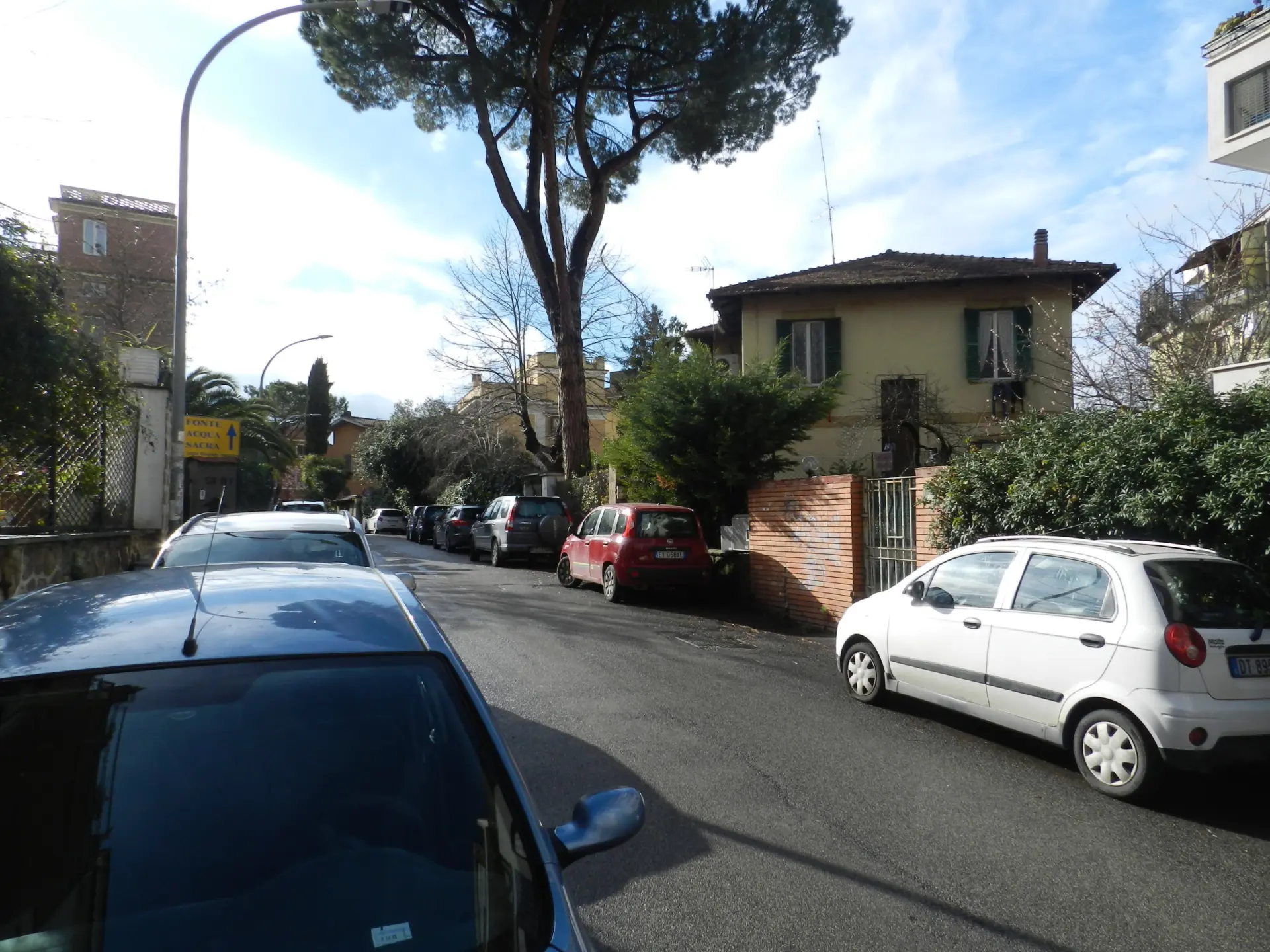 Immagine per Magazzino in vendita a Roma via Passo Del Furlo 31