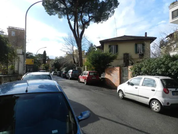 Magazzino via Passo Del Furlo 31, Roma