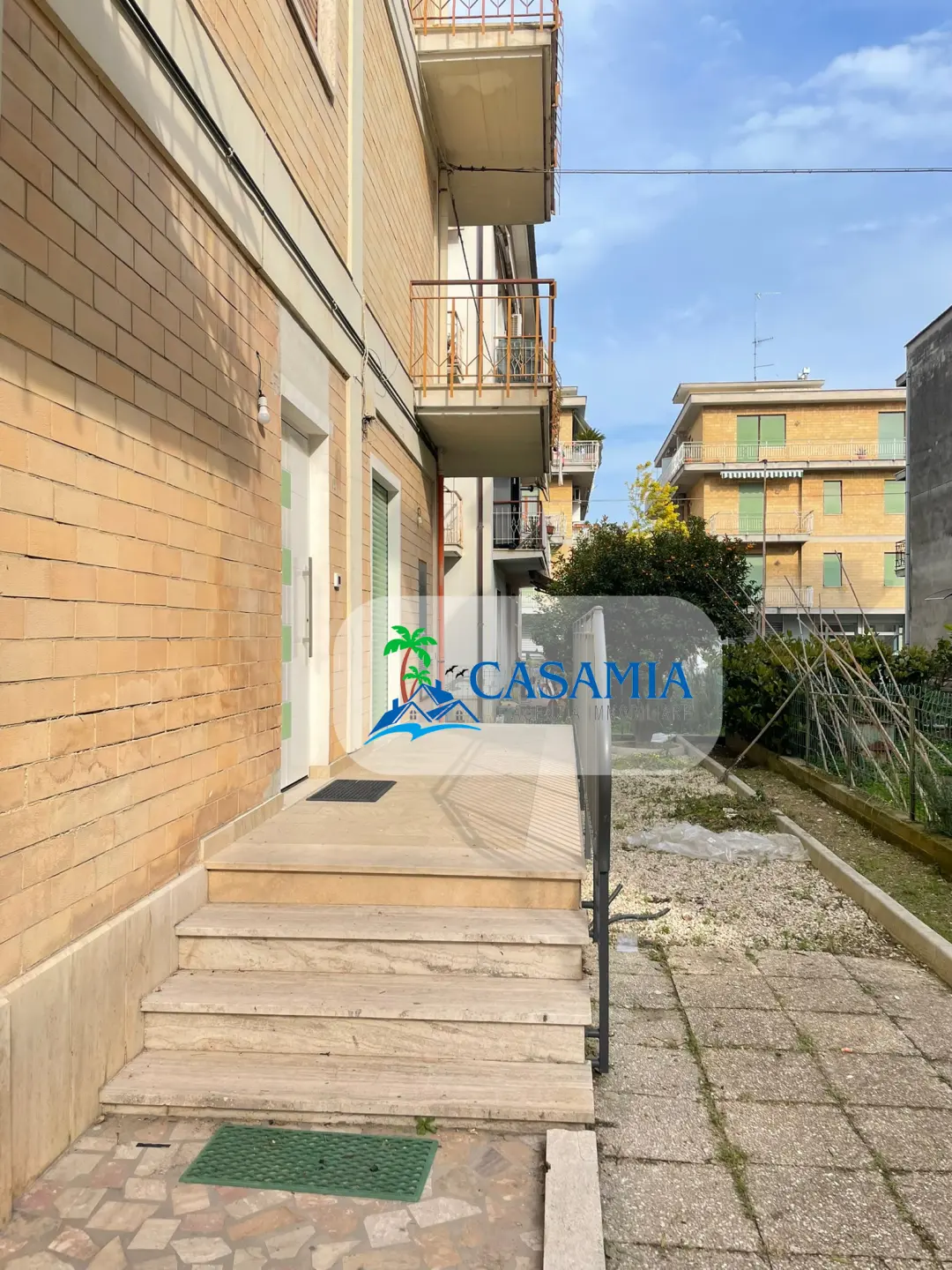 Immagine per Monolocale in vendita a Cupra Marittima via Donato Bramante