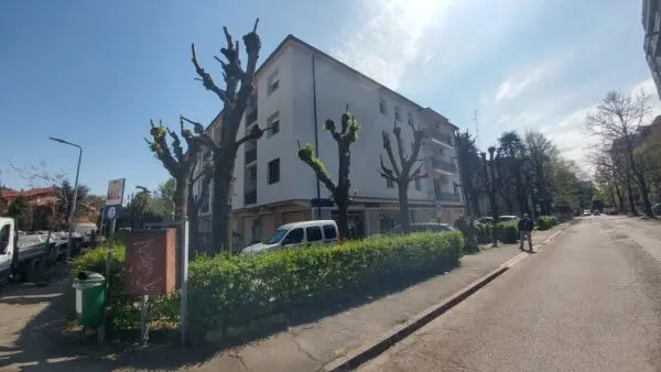 Commerciale via Spotorno 67, Morane, Modena