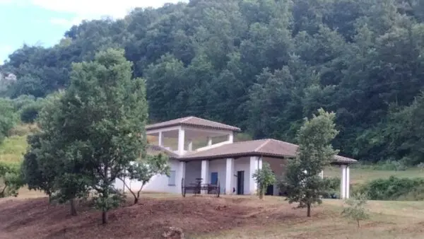 Villa via Frattuccia, Guardea
