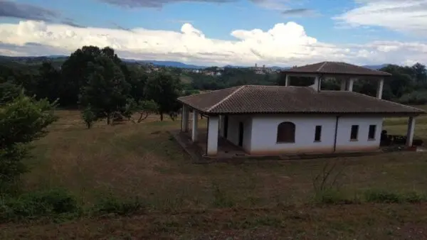Villa via Frattuccia, Guardea