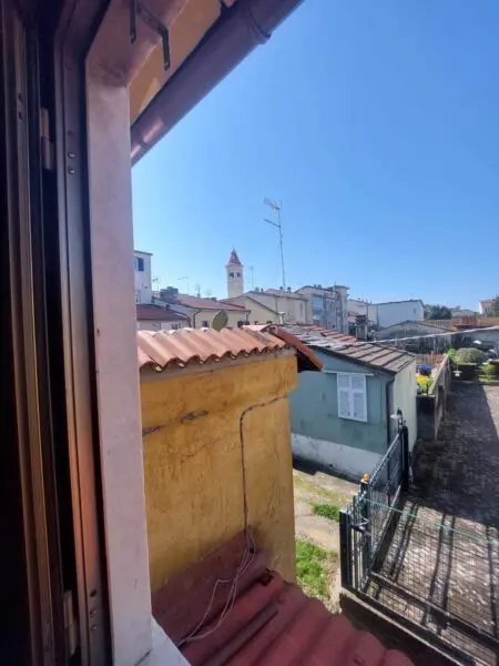 Terratetto piazza Gino Menconi 12, Carrara