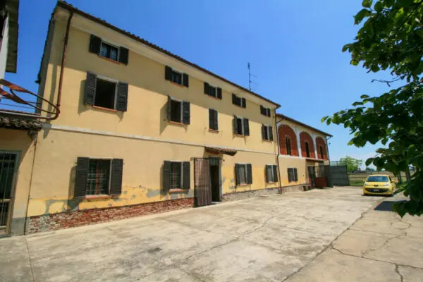 Casale strada Comunale Santa Maria Del Tempio, Casale Monferrato