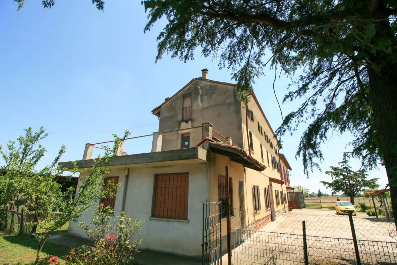 Immagine per Casale in Vendita a Casale Monferrato Strada Comunale Santa Maria Del Tempio