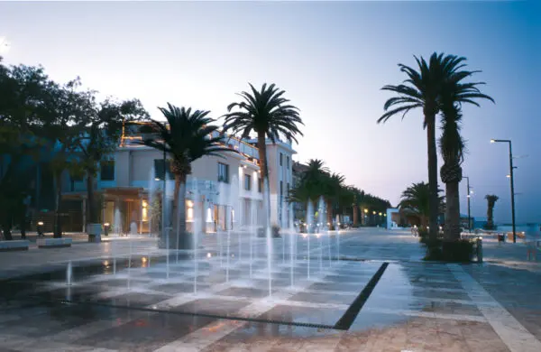 Immagine per Industriale in vendita a Grottammare via Centro Città
