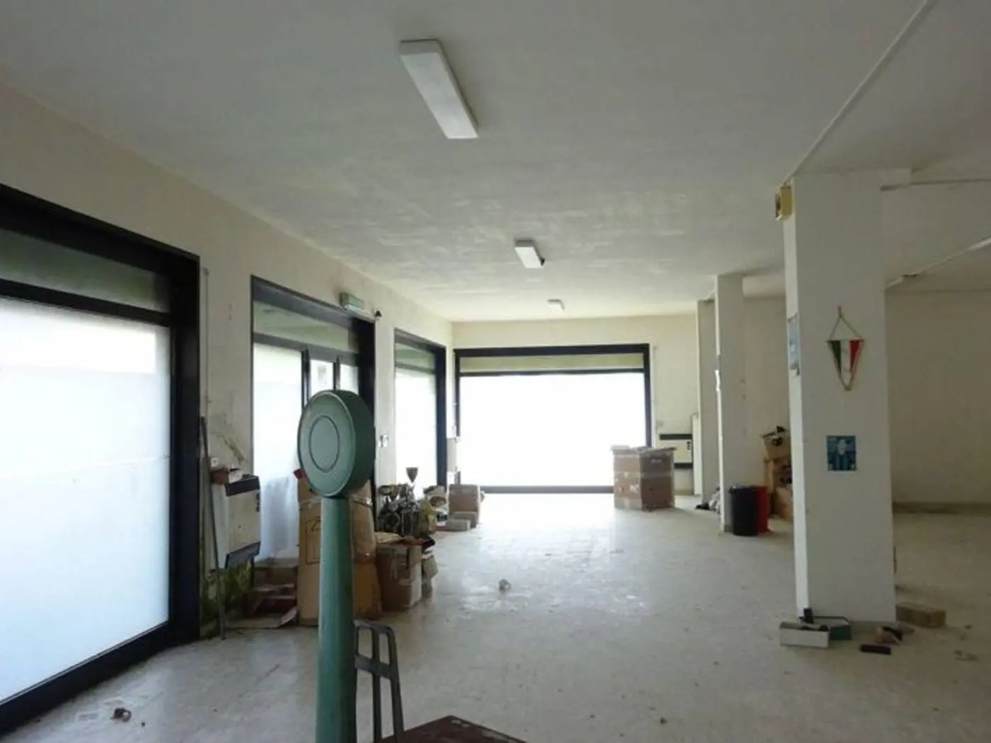 Immagine per Locale commerciale in vendita a Colli del Tronto via Giacomo Leopardi