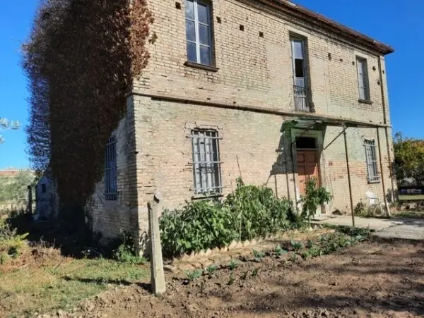 Villa Trifamiliare via Del Cacciatore 25, San Benedetto Del Tronto