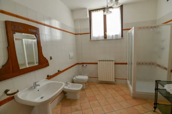 Villa Trifamiliare via Degli Olmi 9, Acquaviva Picena