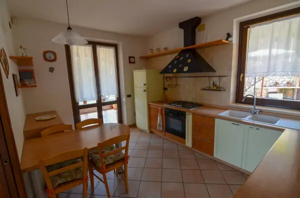 Villa Trifamiliare via Degli Olmi 9, Acquaviva Picena