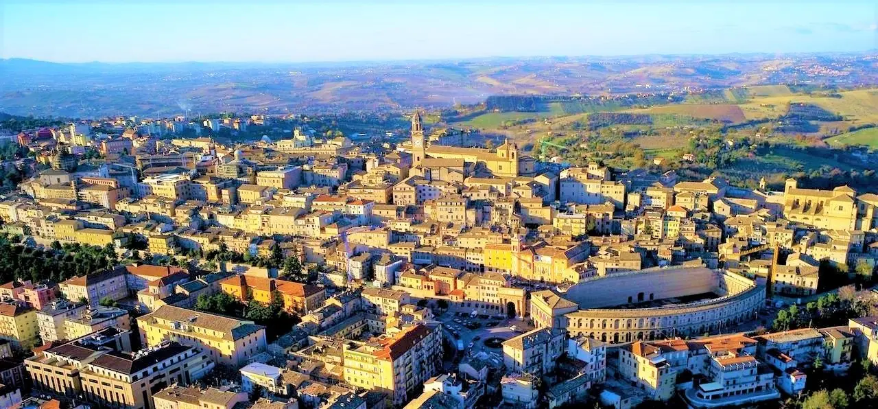 Immagine per Albergo in vendita a Corridonia via Le Conce 39