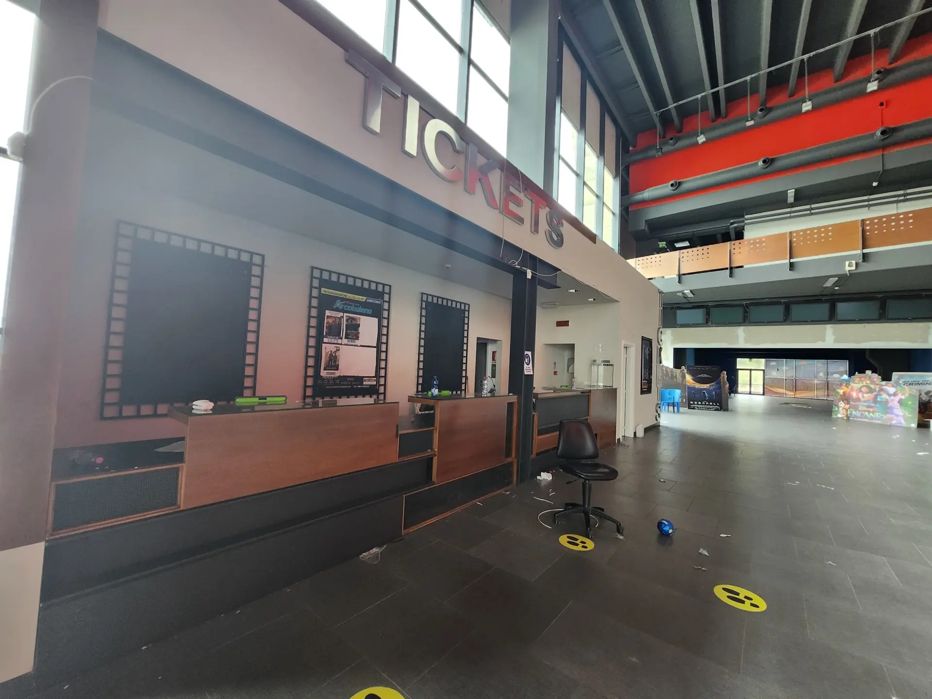 Immagine per Palazzo - Stabile in vendita a Colonnella via Contrada Vibrata