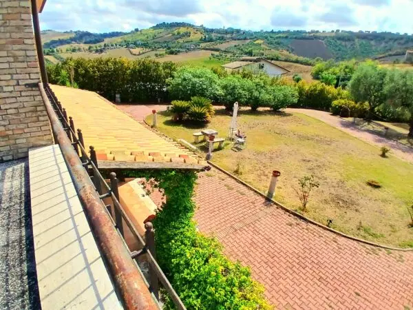 Villa Trifamiliare via Sp 1b, Ancarano