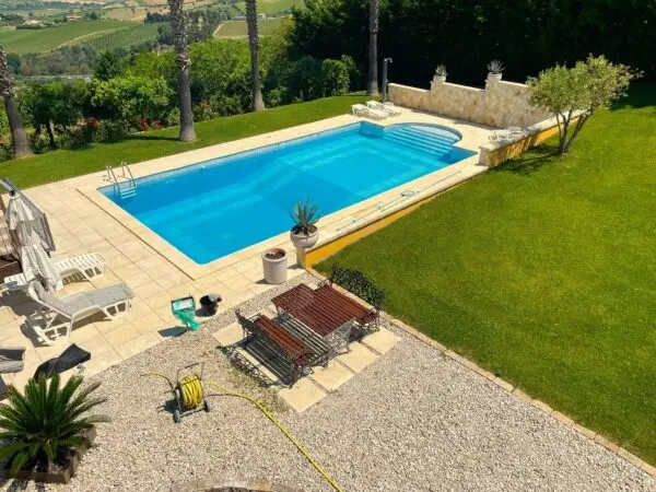 Villa Trifamiliare via Capo Le Coste, Morro D'Oro