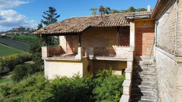 Villa Trifamiliare via Contrada Monterone, Monteprandone
