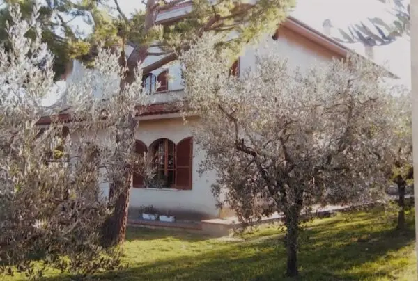 Villa Trifamiliare via Contrada San Donato, Monteprandone