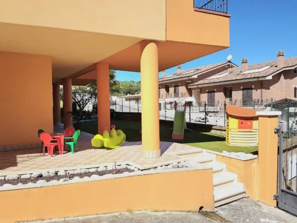 Villa Trifamiliare via Rosario Livatino, Colonnella