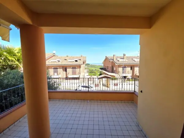 Villa Trifamiliare via Rosario Livatino, Colonnella